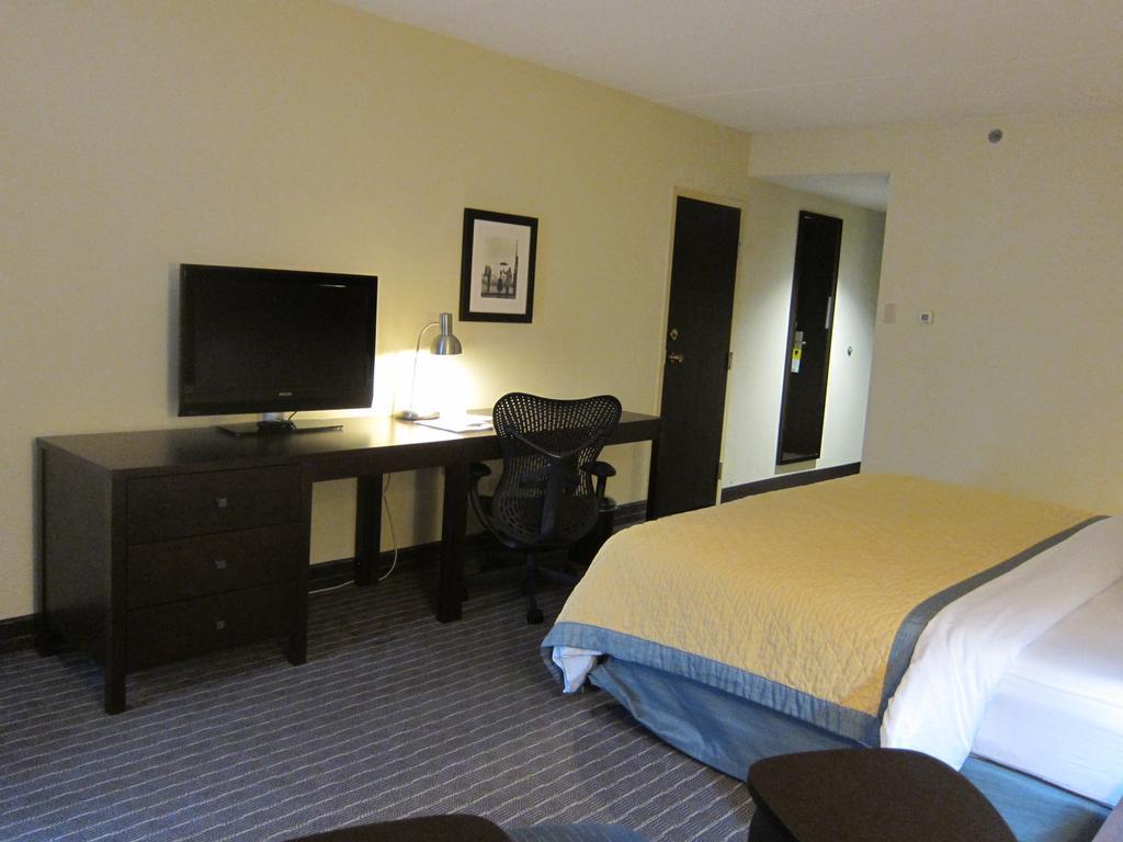 Edward Hotel North York Toronto Esterno foto